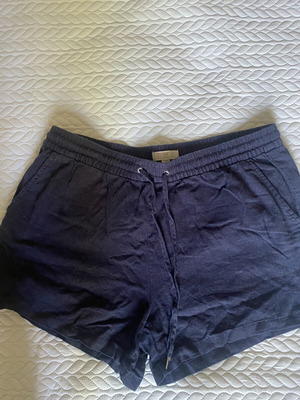 H&M women's linen shorts like new, blue, sizes M and L