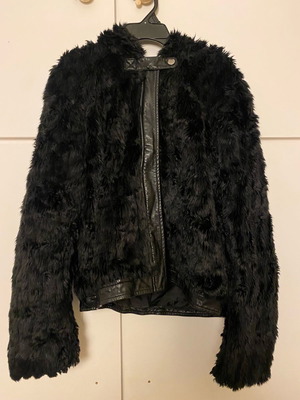 Fur jacket black, size S, with defect