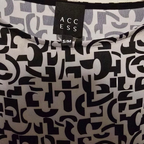 Access women's blouse like new, size S/M, black and white