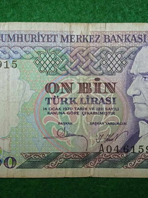 10000 Lira banknote Turkey 1970 used