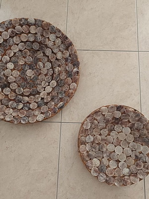 Decorative wall baskets like new, sizes 60cm and 40cm