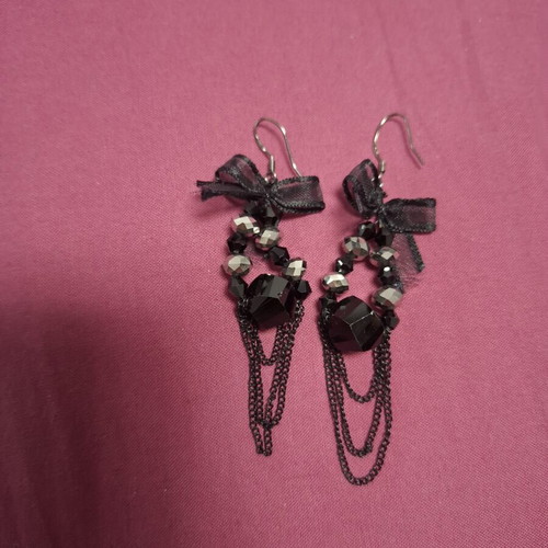 Handmade black bow and chain dangle earrings like new