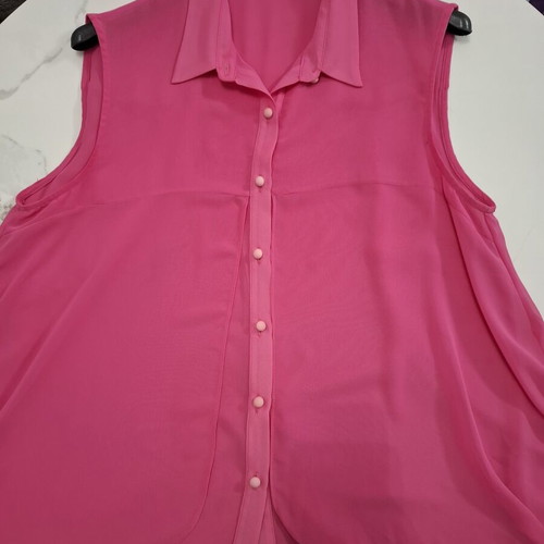 Lucifair sleeveless fuchsia tunic shirt like new, size L