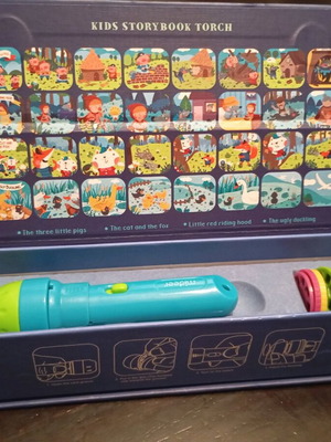 Small projector like new with favorite fairy tales