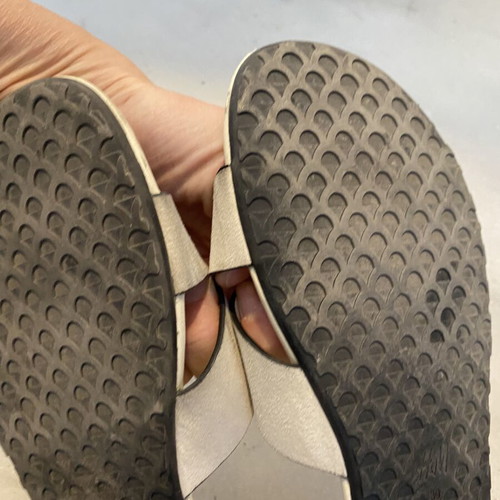 H&M white flat sandals size 39 used