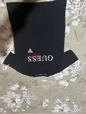Guess T-shirt, black, size L