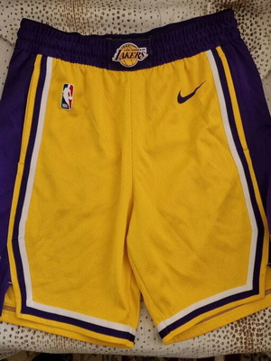 Lakers LeBron James Set like new, jersey and shorts