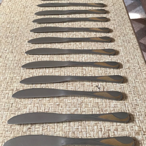Knives new, pack of 12 pieces