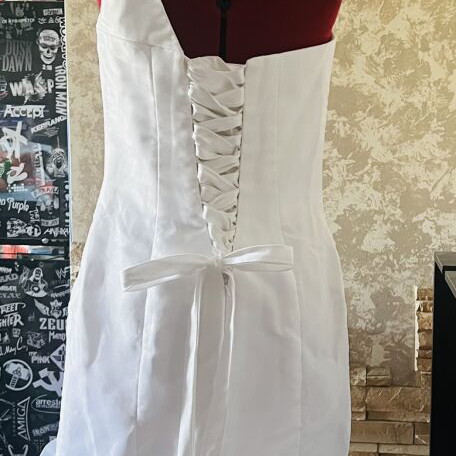 Midi wedding dress new, one-shoulder strap with floral appliqué