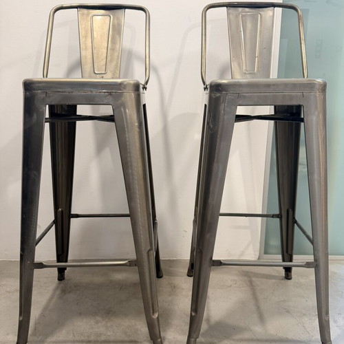 High stools anthracite glossy used, set of two