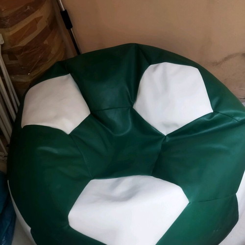 Pouf green-white XL like new football pattern