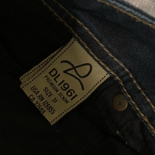 DL1961 Vintage Bootcut Jeans Like New, Dark Blue, Low Rise