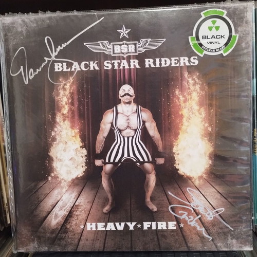 Black Star Riders Heavy Fire LP signed, like new, metal