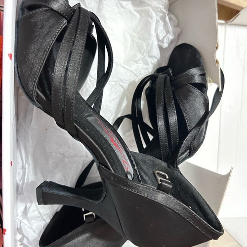 Elite Latin shoes black size 40 like new