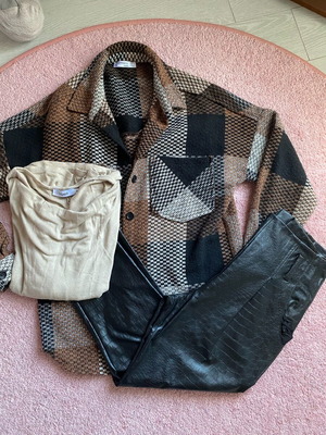 Toi&Moi set of 3 pieces like new, overshirt, blouse and leather pants