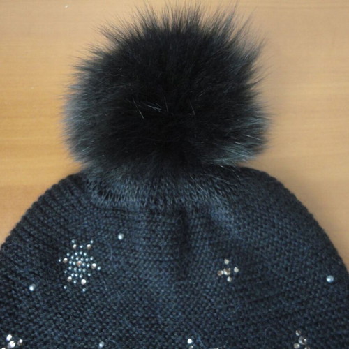 Italian Vizio Collezione hat like new with Swarovski crystals, black