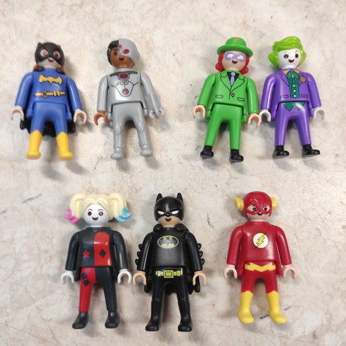 Playmobil DC φιγούρες υπερήρωες σαν καινούργιο, πακέτο 7 τεμαχίων