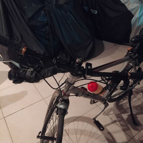 Aluminum Road Bike like new, size 54, 700-28C