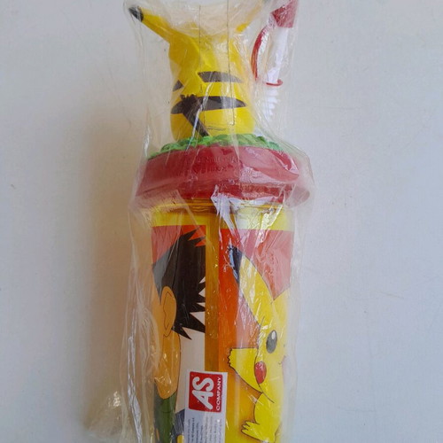Pokemon cup with Pikachu figure season 1 1999 Nintendo new