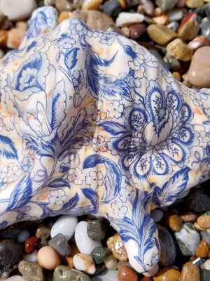 Decoupage shell like new with matte finish on natural shell