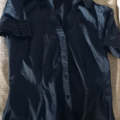 Black satin shirt with short sleeves H&M like new, size M