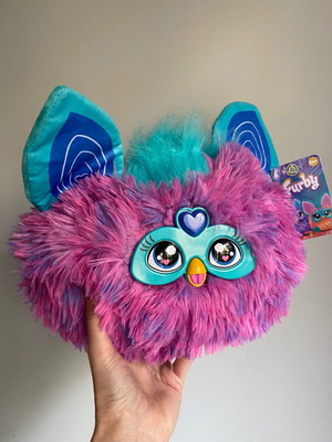 Furby soft plush toy 2024 new with tag, 25 cm
