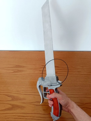 Attack On Titan Sword replica με λειτουργικό μοχλό καινούργιο
