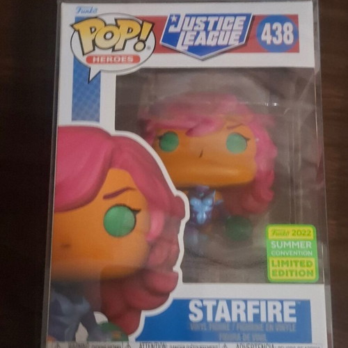 Starfire Funko Pop new with free soft protector
