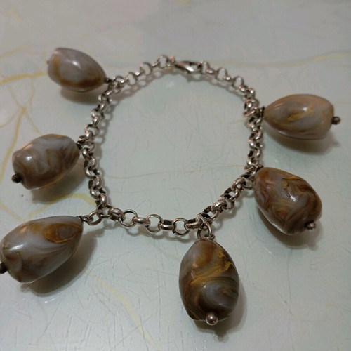 Silver bracelet with agate like new