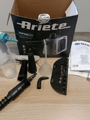 Ατμοκαθαριστής σαν καινούργιος με πολλά εξαρτήματα