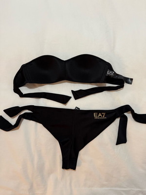 Emporio Armani Бразилски бански