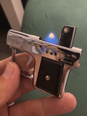 Corona pistol petrol lighter