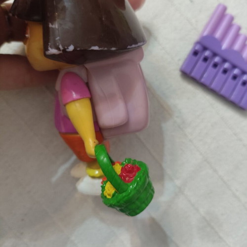 Dora the Explorer figures used, including backpack and magic flute