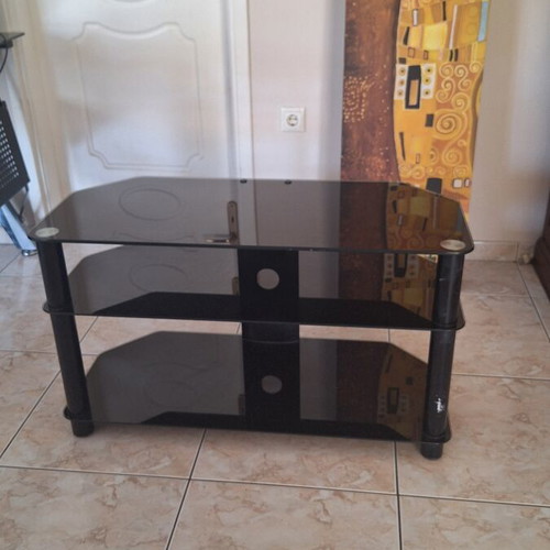 Glass TV stand used, dimensions 90x40x53 cm