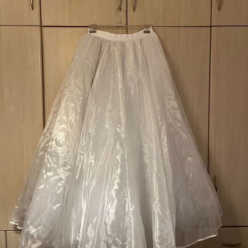 Italian wedding dress princely white satin with embroidered Swarovski like new
