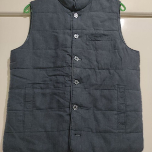 John Henric men's vest L like new, blue