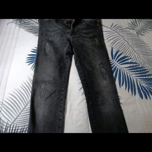 Back2jeans skinny black jeans like new with distressed details, size S