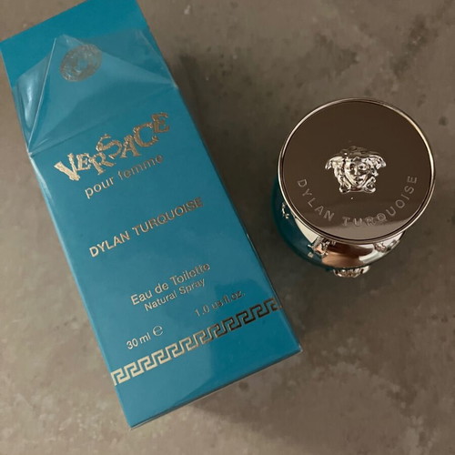 Versace Pour Femme Dylan Turquoise Eau de Toilette 30ml like new with box