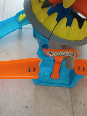 Hot Wheels racetrack
