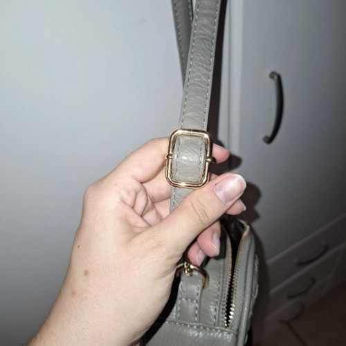 Crossbody shoulder bag like new, gray