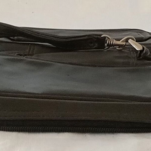 Leather pipe bag used for 4 pipes and accessories