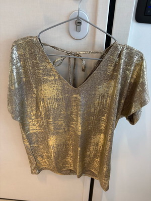 Gold Top with Back Opening Size Small New