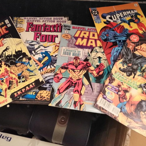 Various comics used with Spiderman, Batman, Superman, Tiramola and more