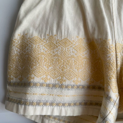 Devotion Twins embroidered cotton blend shorts size XS like new, beige and silver