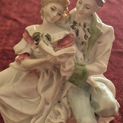 Vintage porcelain collectible decoration like new