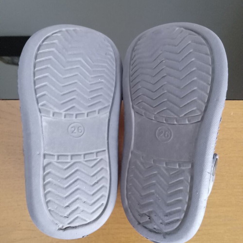 Sabot sandals size 26 for boys, like new, blue