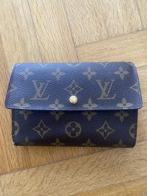 Louis Vuitton vintage wallet used, classic monogram, brown