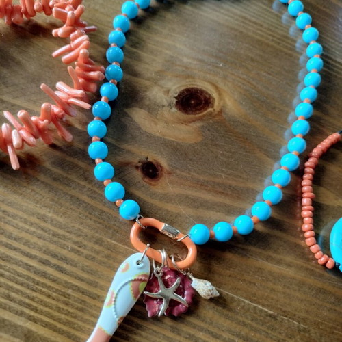 Jewelry set with handmade bracelet in turquoise and orange