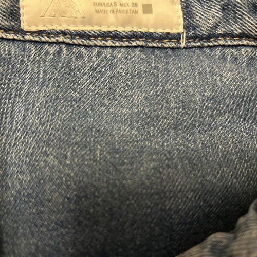 Zara cropped denim jacket size S used, blue