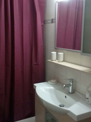 Διαμέρισμα 80 τ.μ ισόγειο με αυλή, επιπλωμένο, 2 υπνοδωμάτια, 1 μπάνιο